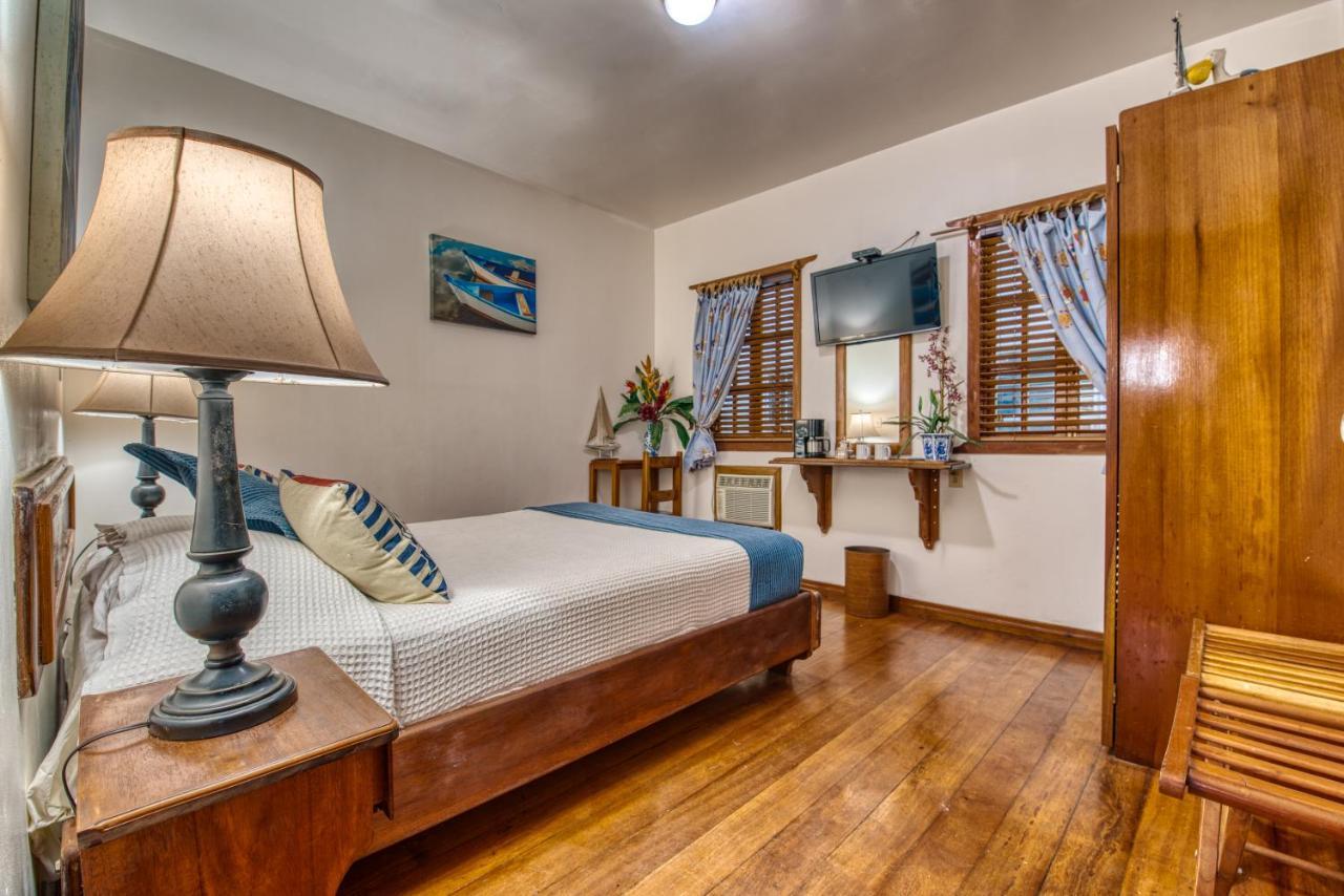 Hotel Bocas Town Luaran gambar